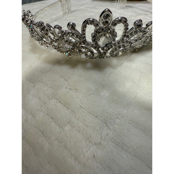 Sparkling Crystal Rhinestone Princess metal Tiara Crown Silver Tone Bridal - Picture 7 of 8